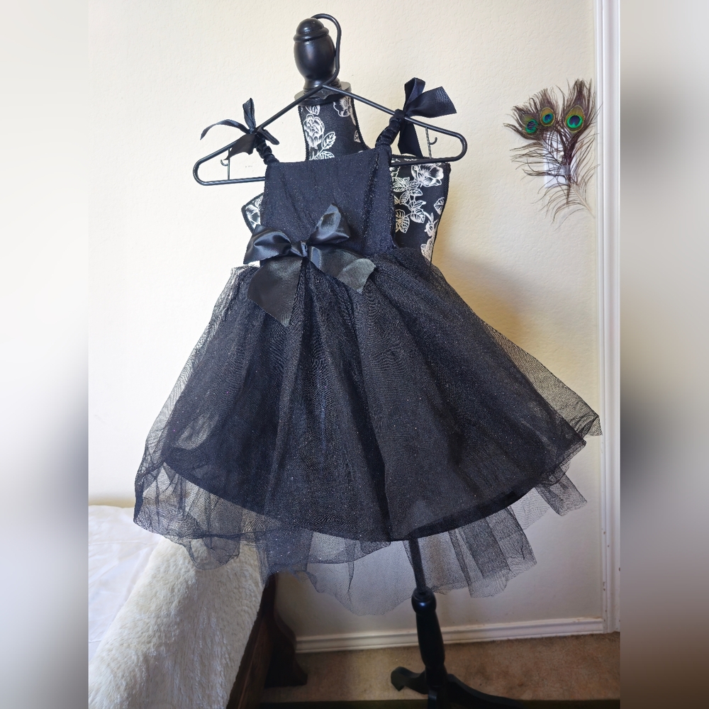 Princess Paradise Black Halloween Dress w/ Bows 👑 (XS) / (4) Girls